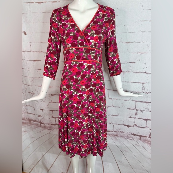 VTG BODEN Mod Floral Print Reds Oranges Tan Faux Wrap 3/4” Sleeve Dress Size 10L - Picture 2 of 15